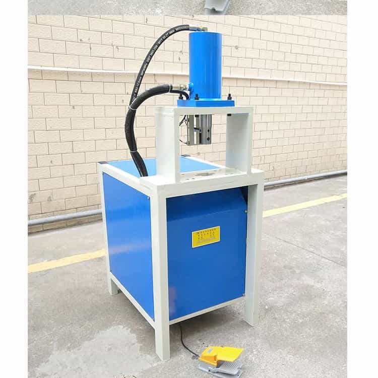 液壓沖孔機